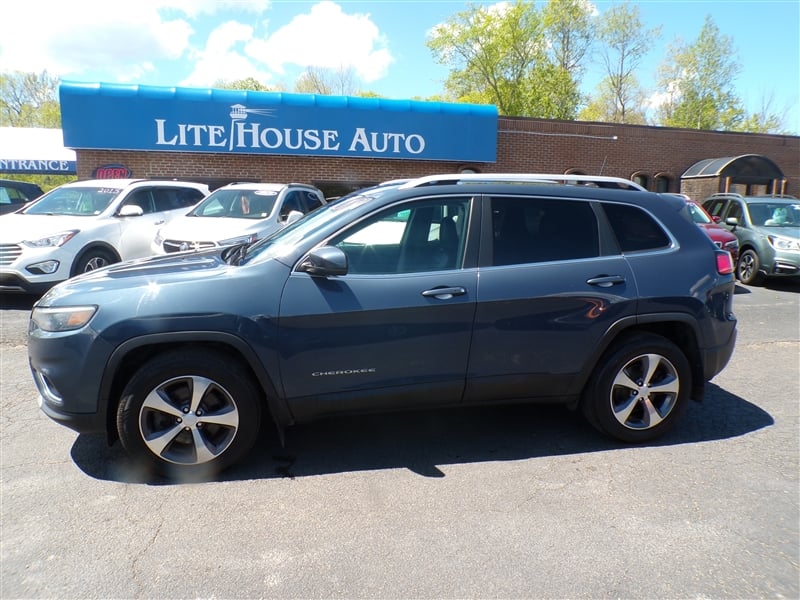 2019 Jeep Cherokee Limited 4X4's photo