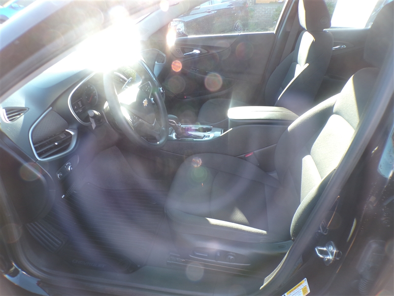 2023 Chevrolet Malibu 1LT - Photo 10
