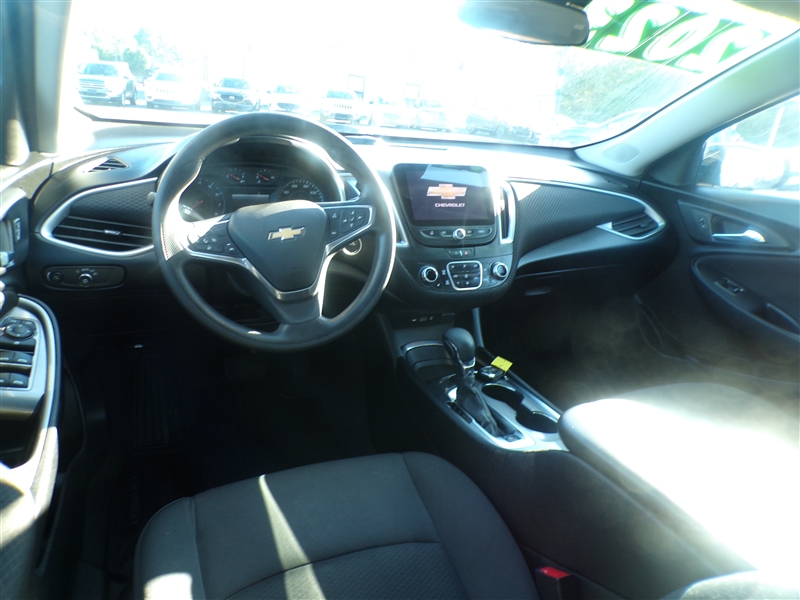 2023 Chevrolet Malibu 1LT - Photo 23