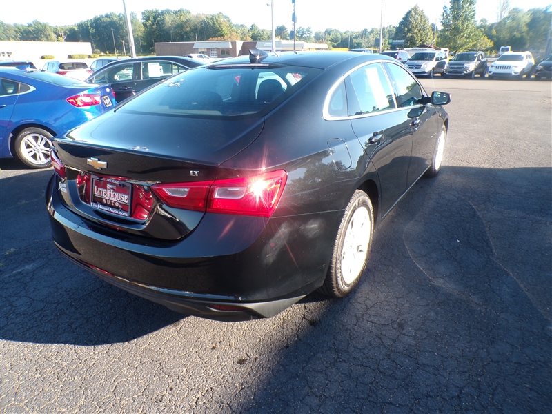 2023 Chevrolet Malibu 1LT - Photo 4