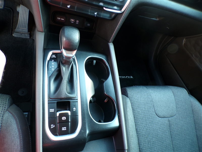 2020 Hyundai Santa Fe SEL - Photo 22