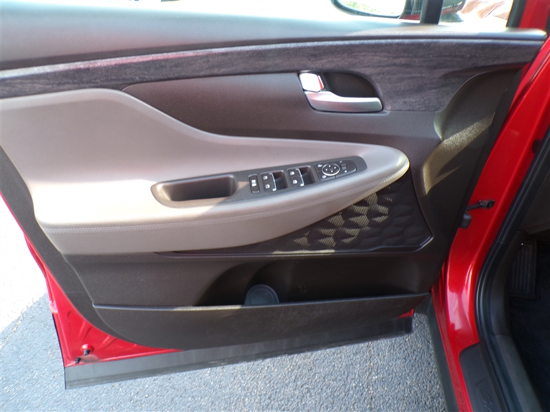 2020 Hyundai Santa Fe SEL - Photo 9