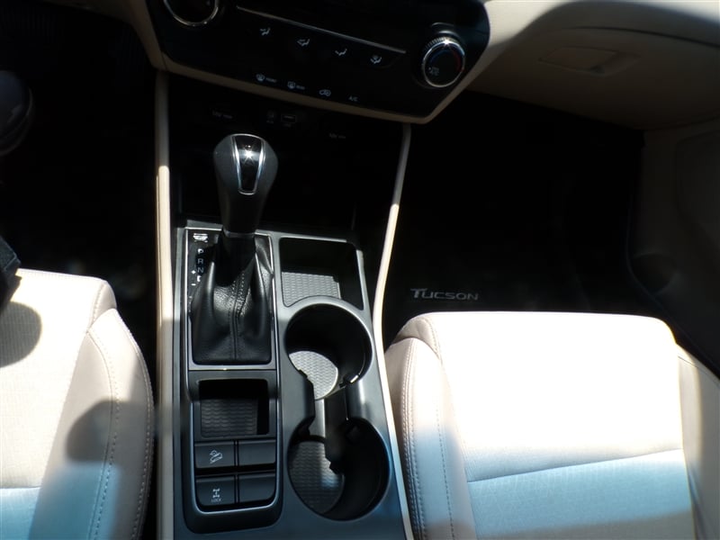 2018 Hyundai Tucson SE - Photo 21