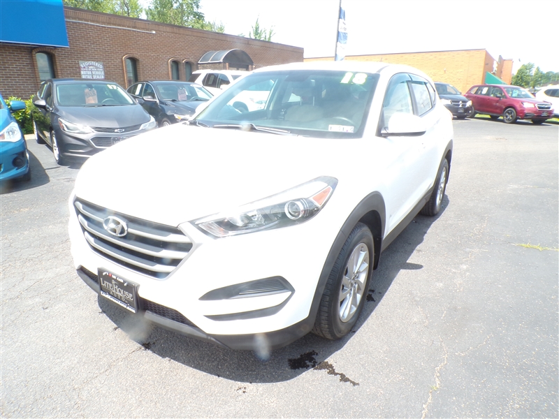 2018 Hyundai Tucson SE - Photo 8